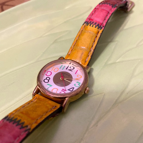 VTG Orvis Ladies Gold Tone Stainless Steel Multicolor Watch Genuine Leather Band - Picture 2 of 7